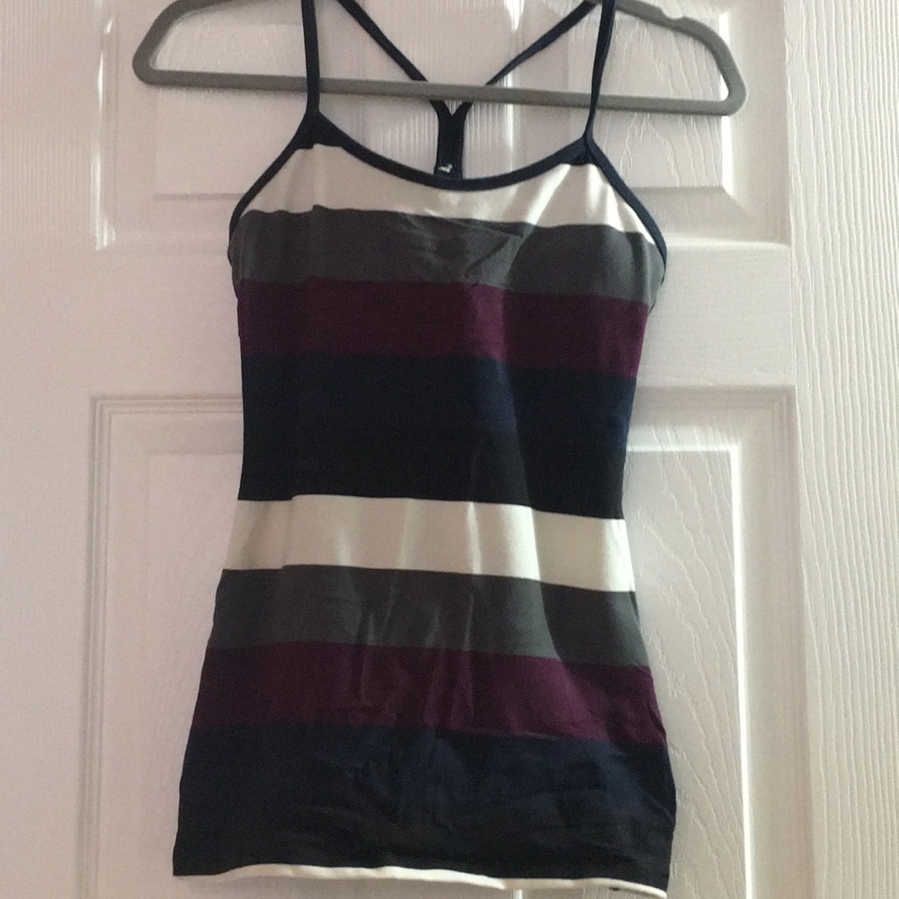 Lululemon power y tank 4